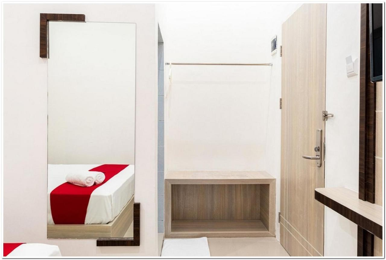 Reddoorz Plus @ Centrium Katamso Medan Dış mekan fotoğraf
